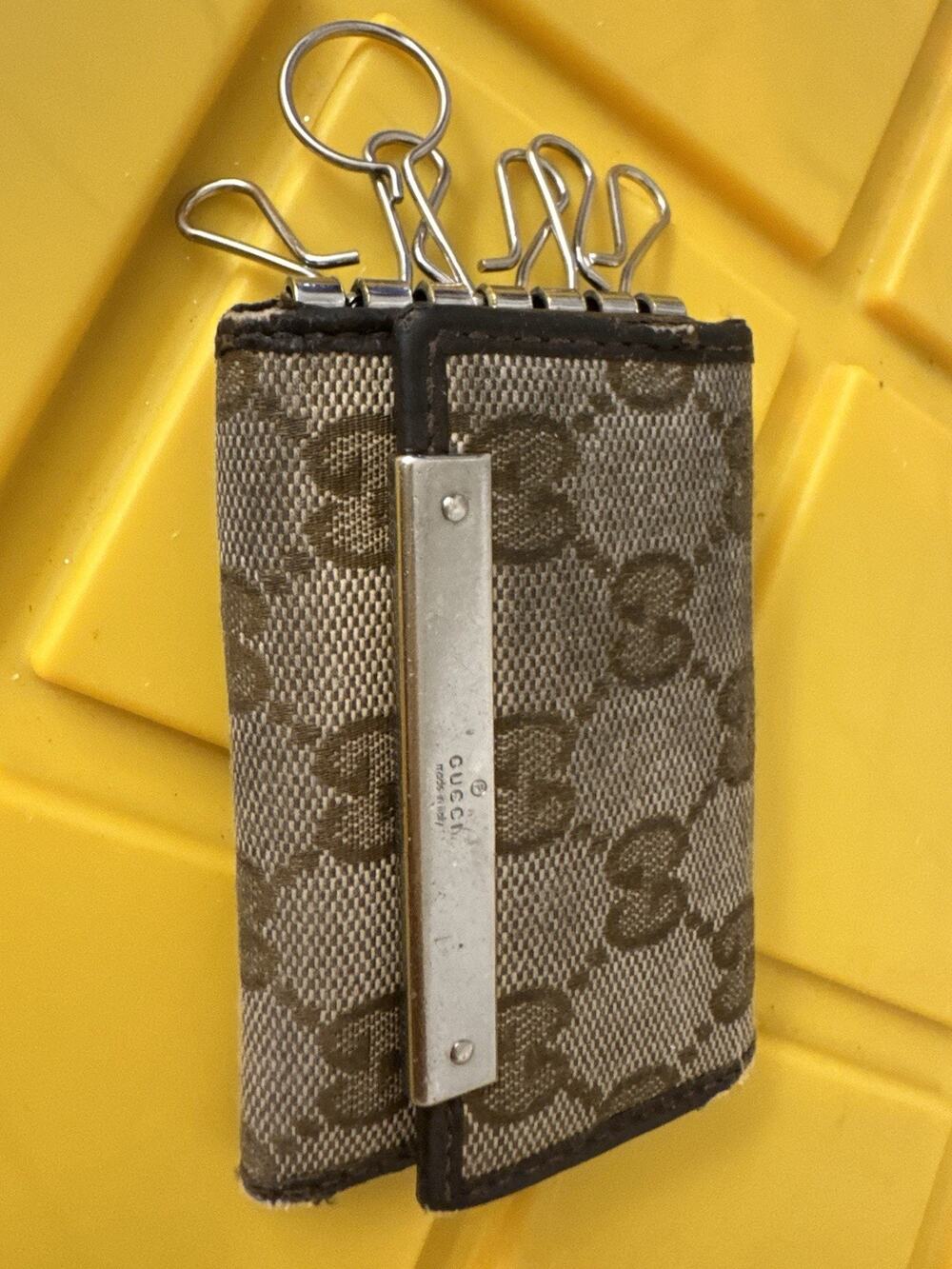 Gucci Beige Canvas Logo 6-ring Key Case Card Holder Brown Leather